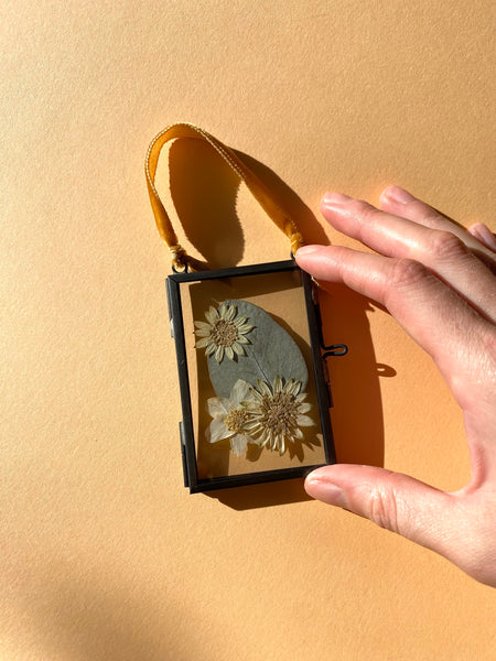 Mini Hanging Pressed Flower Frame