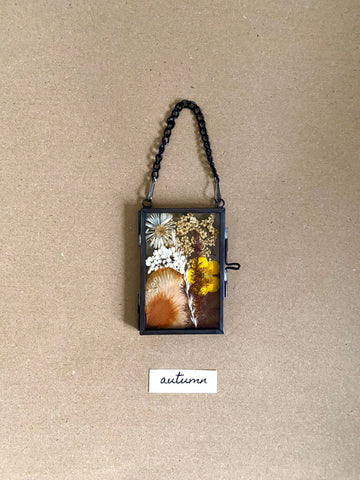 Mini Pressed Flower Frame – Autumn Edition