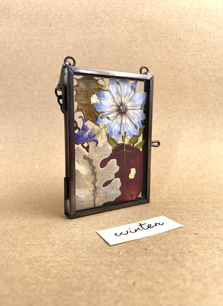 Mini Pressed Flower Frame – Winter Edition